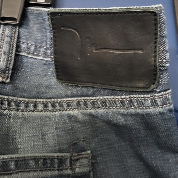 Jeans - Picture 4 of 4